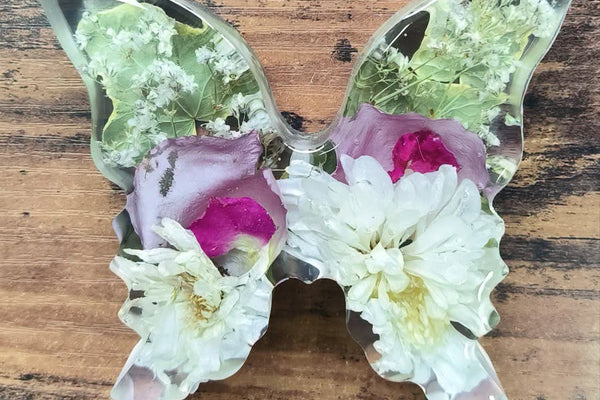 What to Do With Your Wedding Flowers After the Wedding
