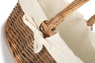 Size 2 Oval Unpeeled Willow Shopper With White Lining