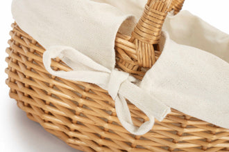 Gift Shopper With White Lining
